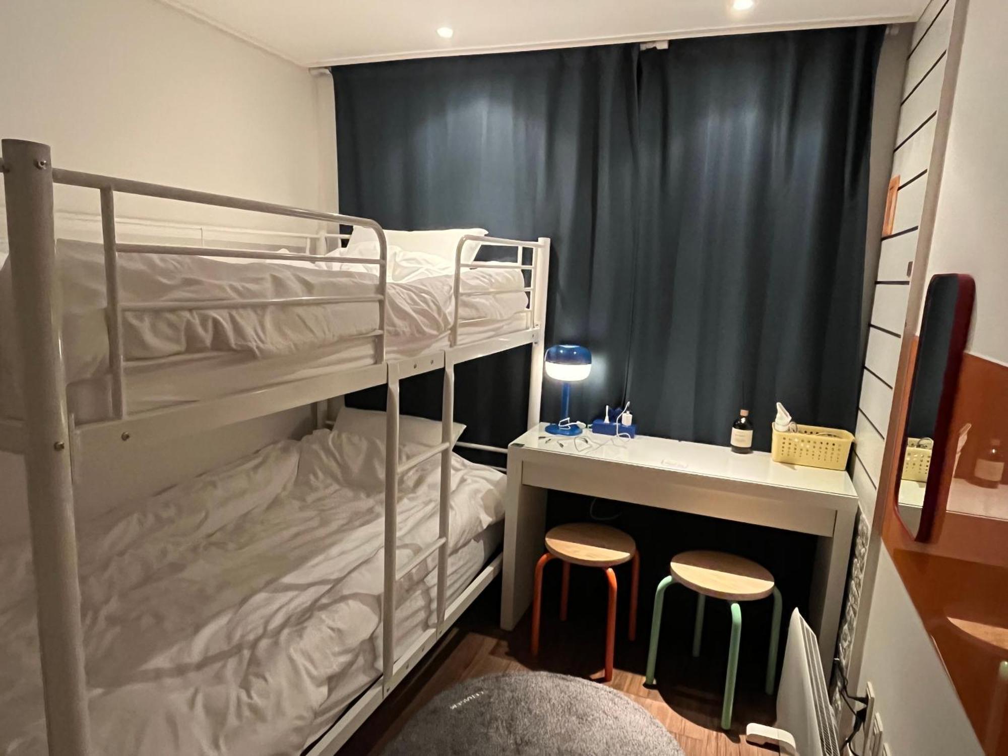 Near Hongdae, Shinchon-two Super Single Beds-